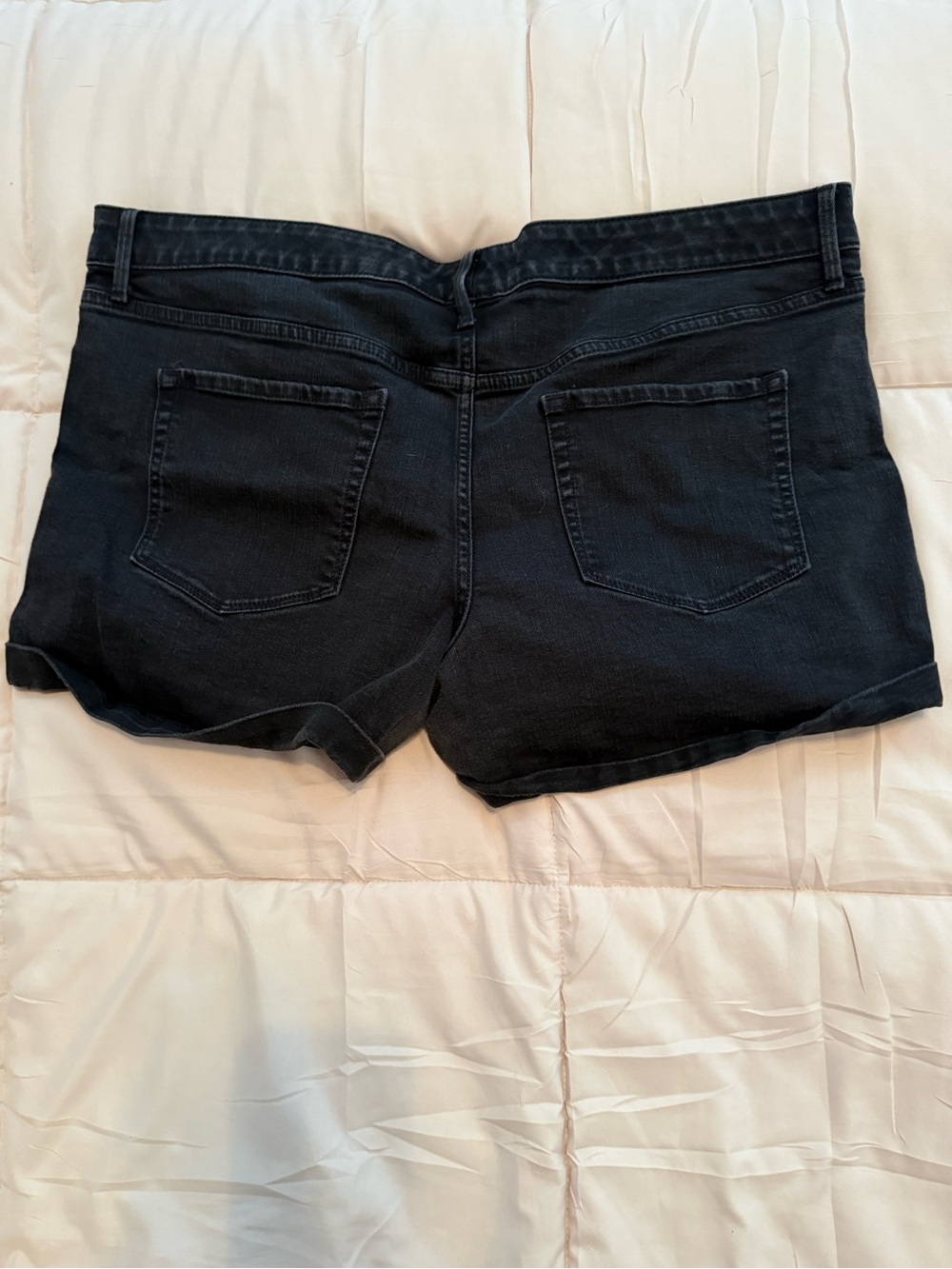 Ava & Viv Black Denim Mid-Rise Jean Shorts